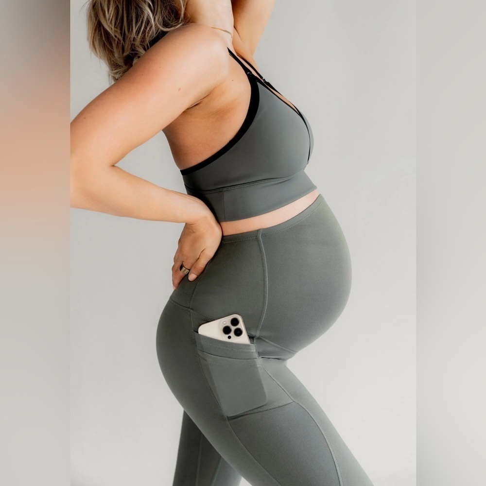 Blanqi‎ Olive Green Maternity Pocket Leggings NWT Medium - Picture 12 of 13